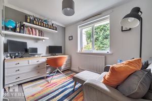 Bedroom- click for photo gallery